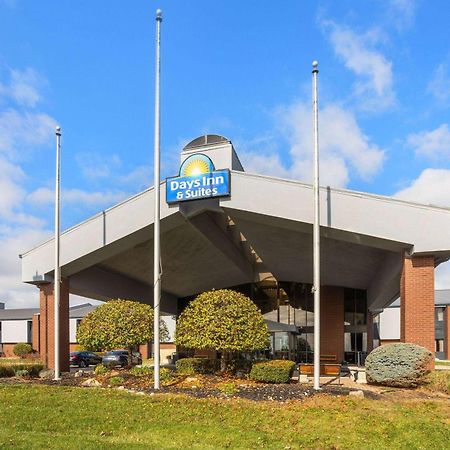 Days Inn & Suites By Wyndham Northwest Ινδιανάπολη Εξωτερικό φωτογραφία