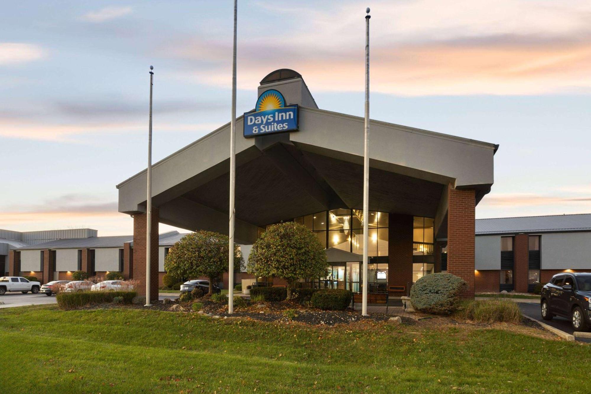 Days Inn & Suites By Wyndham Northwest Ινδιανάπολη Εξωτερικό φωτογραφία